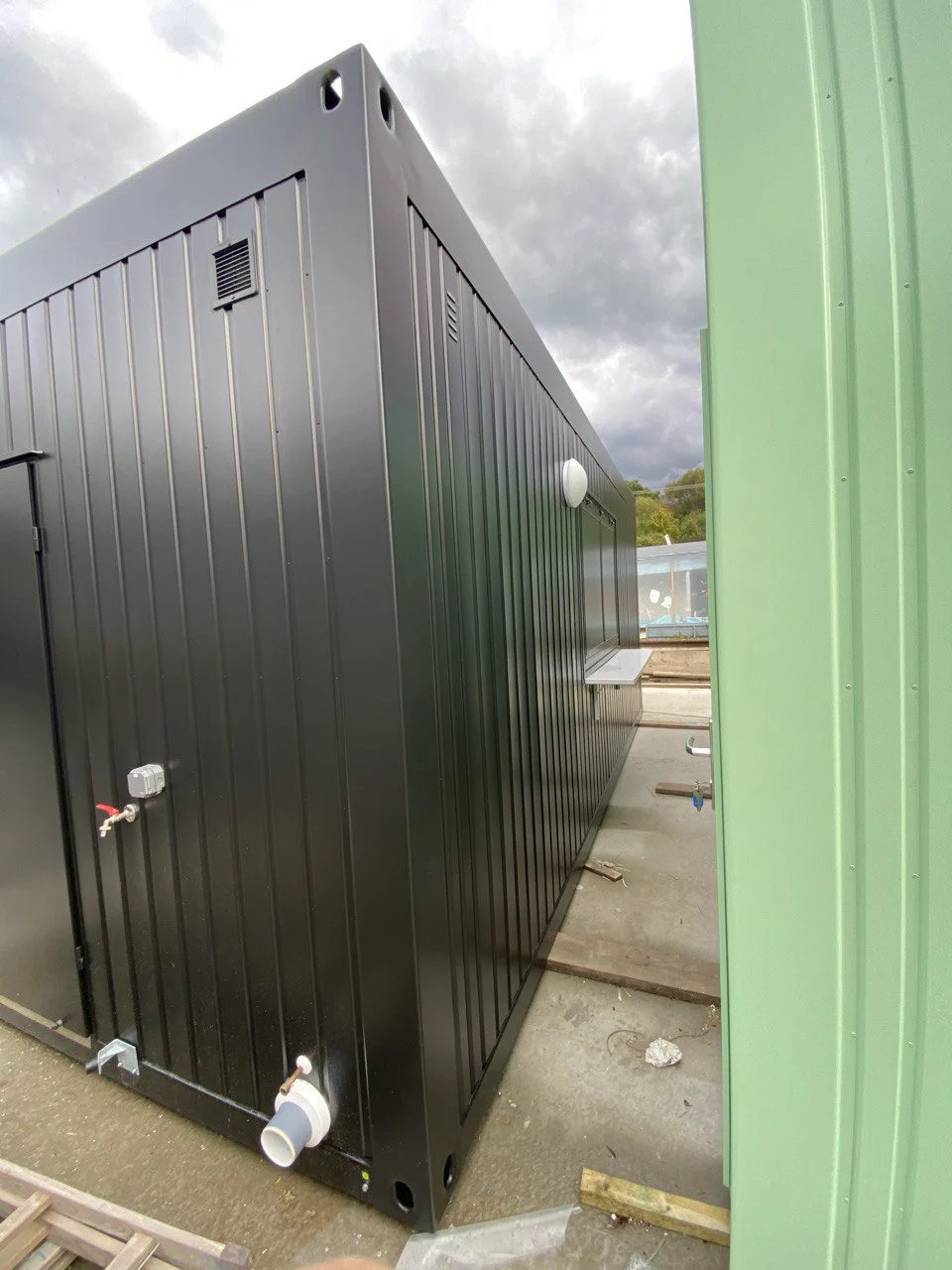 Finitions détail conteneur